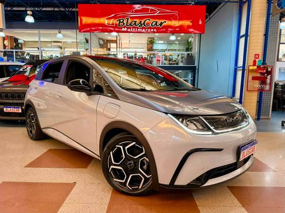 BYD DOLPHIN 44,9 KW ELÉTRICO BYD DOLPHIN 44,9 KW ELÉTRICO